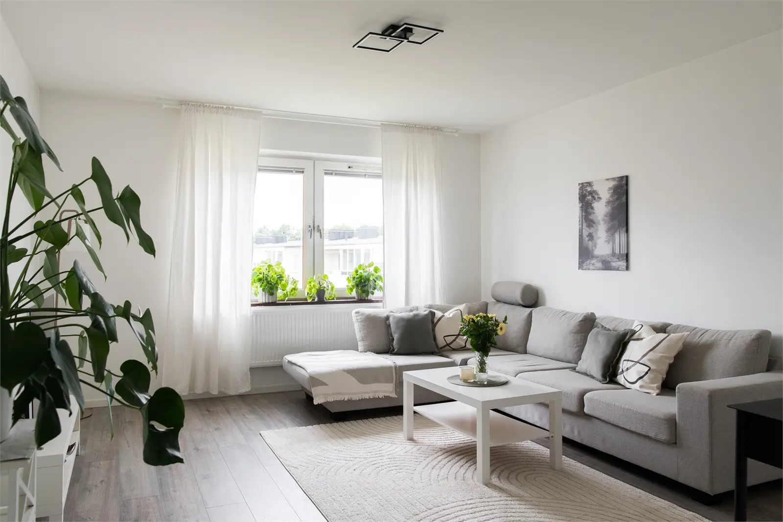 Lägenhet, Kronetorpsgatan 46B. Bild 1 av 30