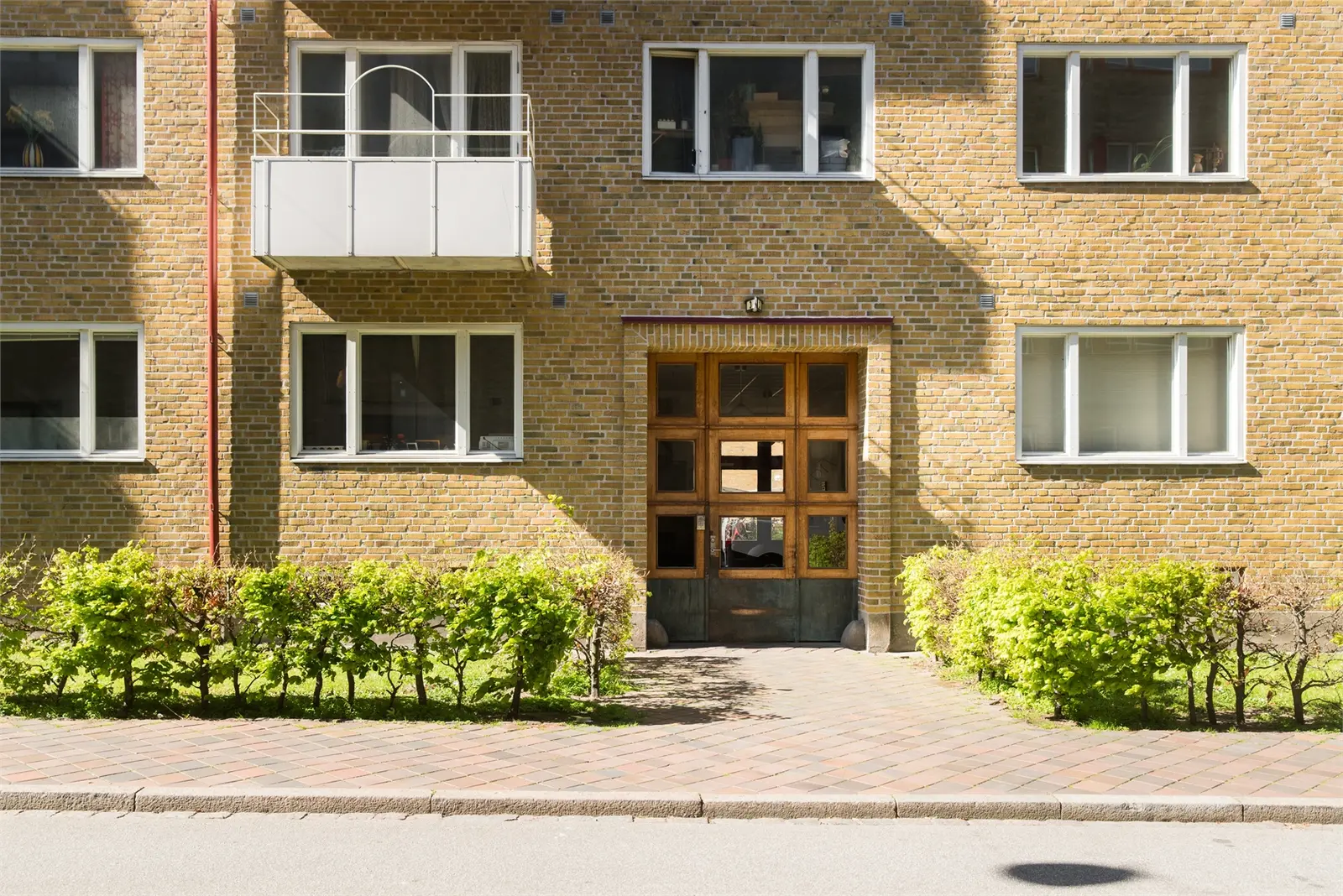 Lägenhet, Brobygatan 3. Bild 1 av 3