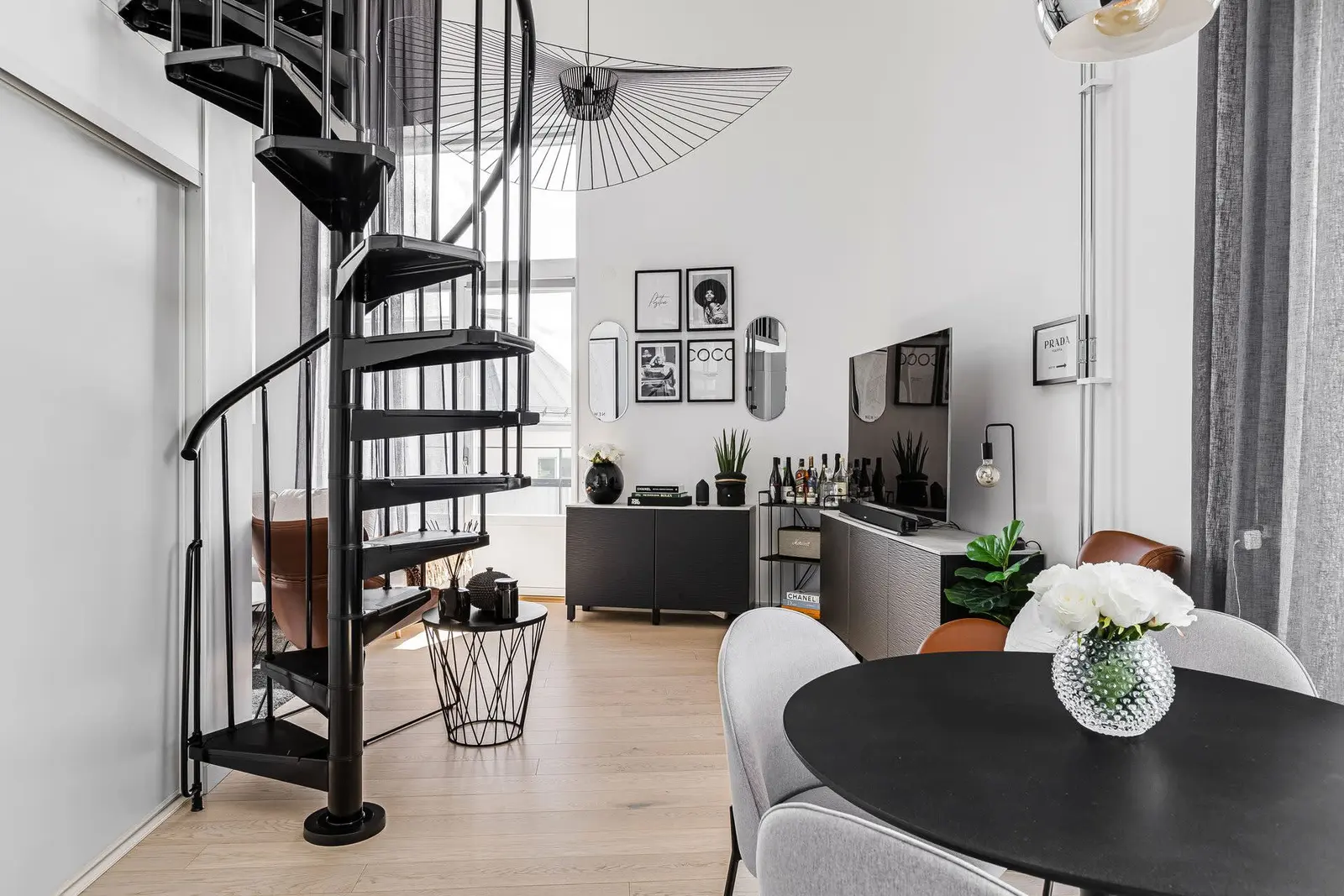 Bild 1 av 20 på Lärdomsgatan 1