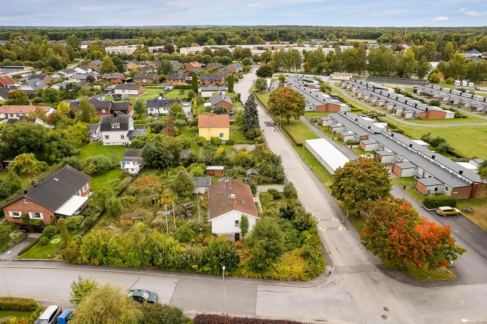 Bild 1 av 8 på Hasselgatan 9
