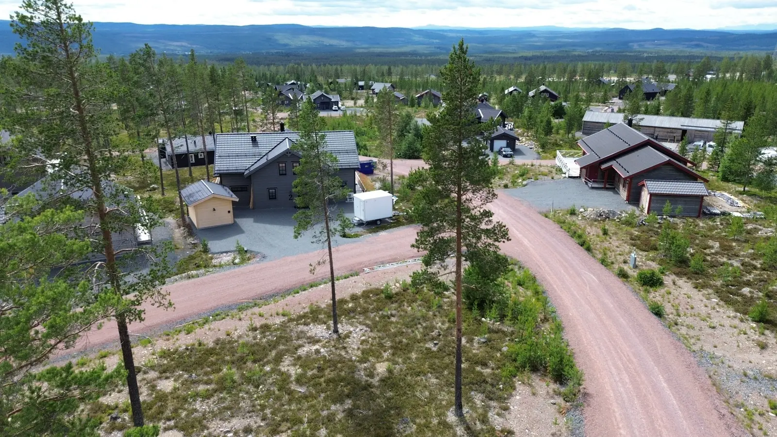 Bild 1 av 3 på Canis Minorvägen 1