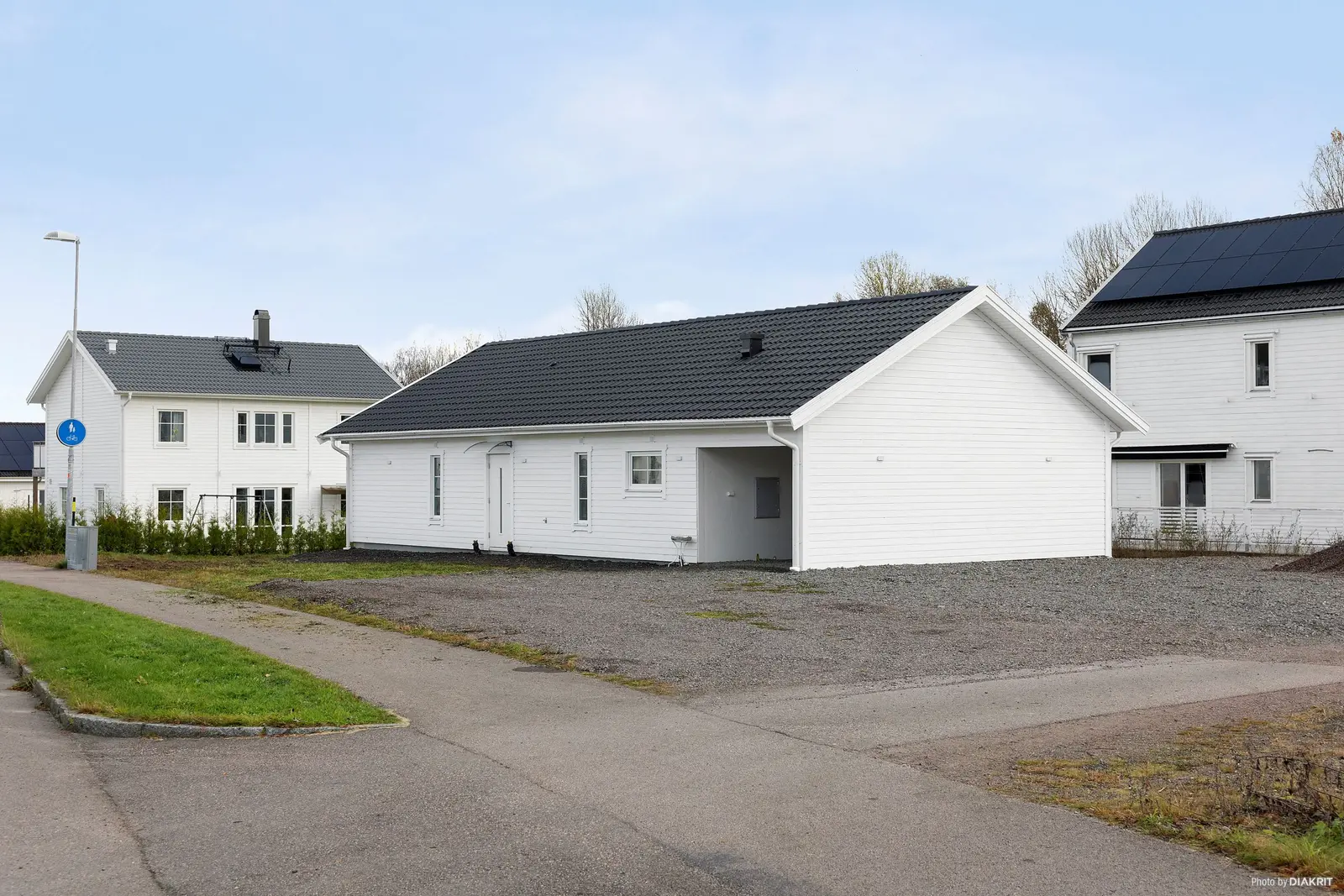 Villa, Tegelbruksvägen 16a, Kil. Bild 1 av 20