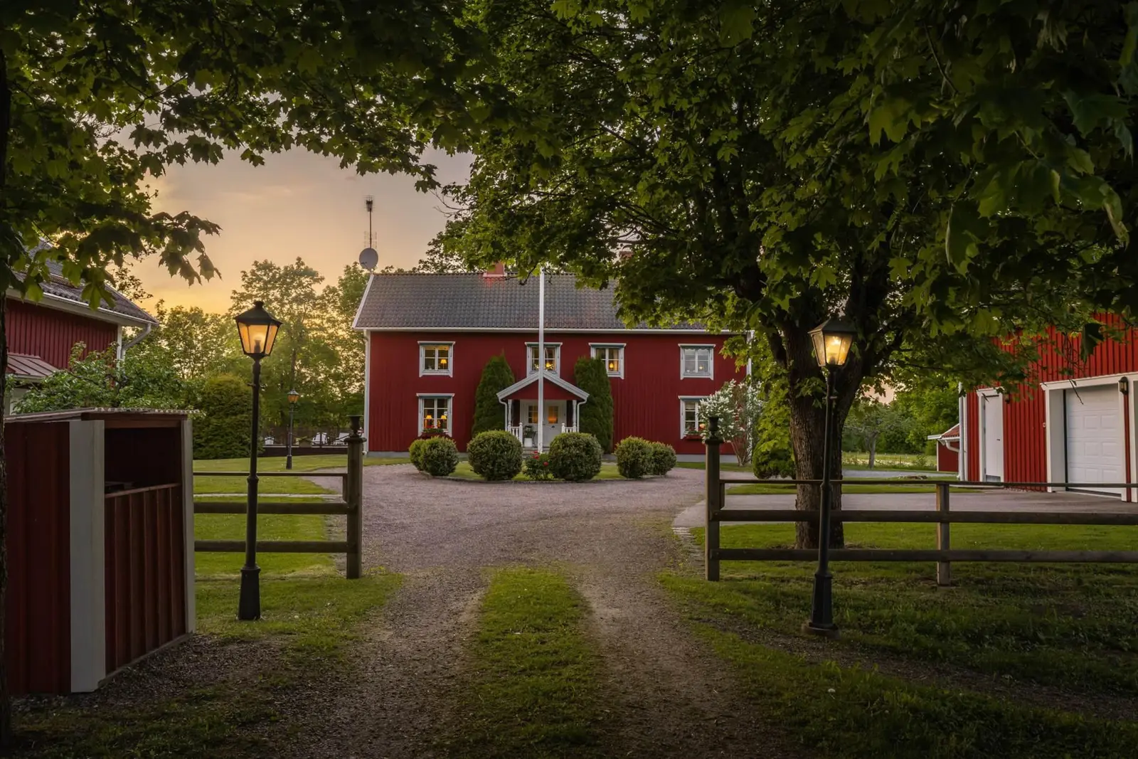 House, Norra Mossby Sörgården 207, Kumla. Photo 1 of 20