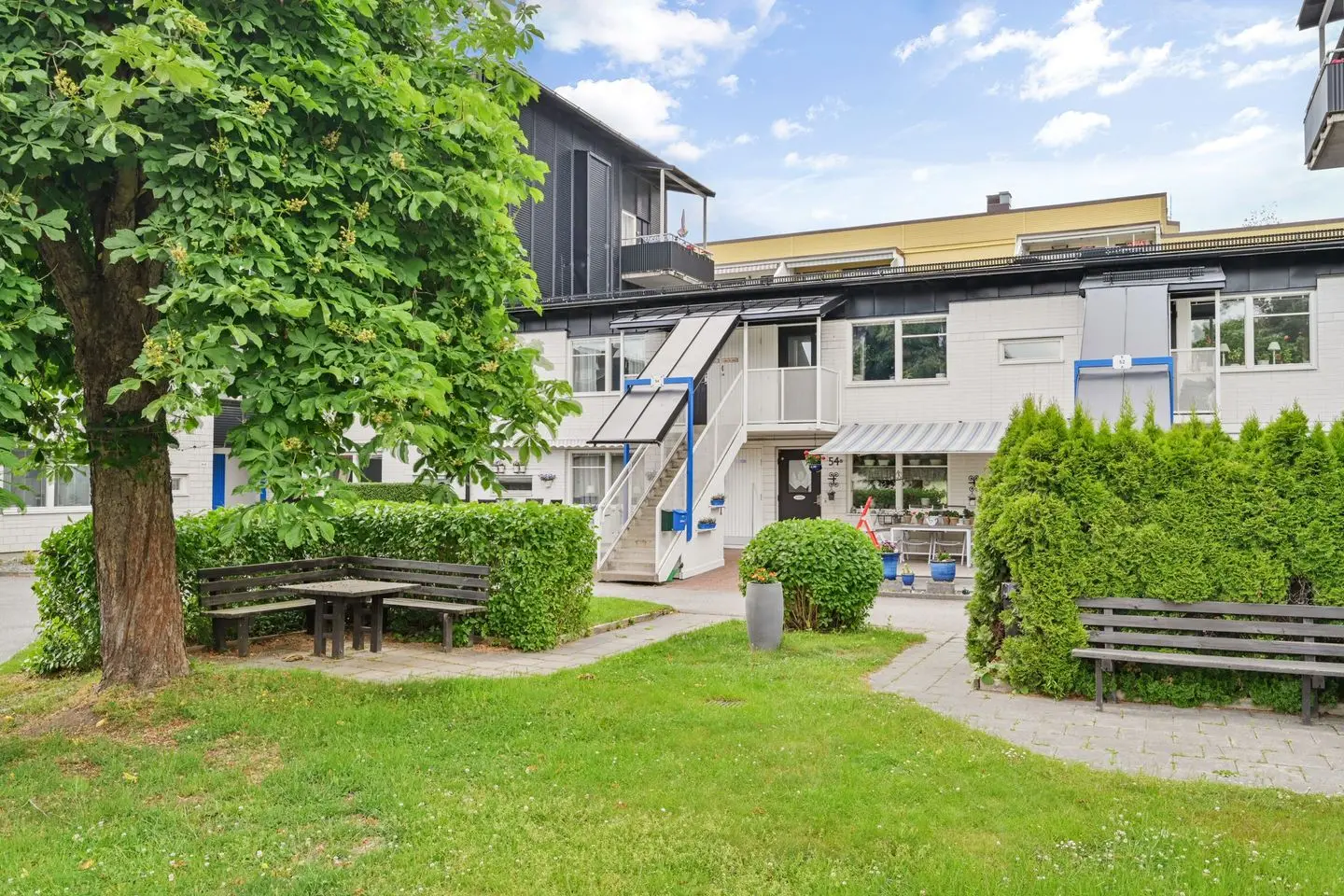 Lägenhet, Lövstavägen 54D, Upplands Väsby. Bild 1 av 26