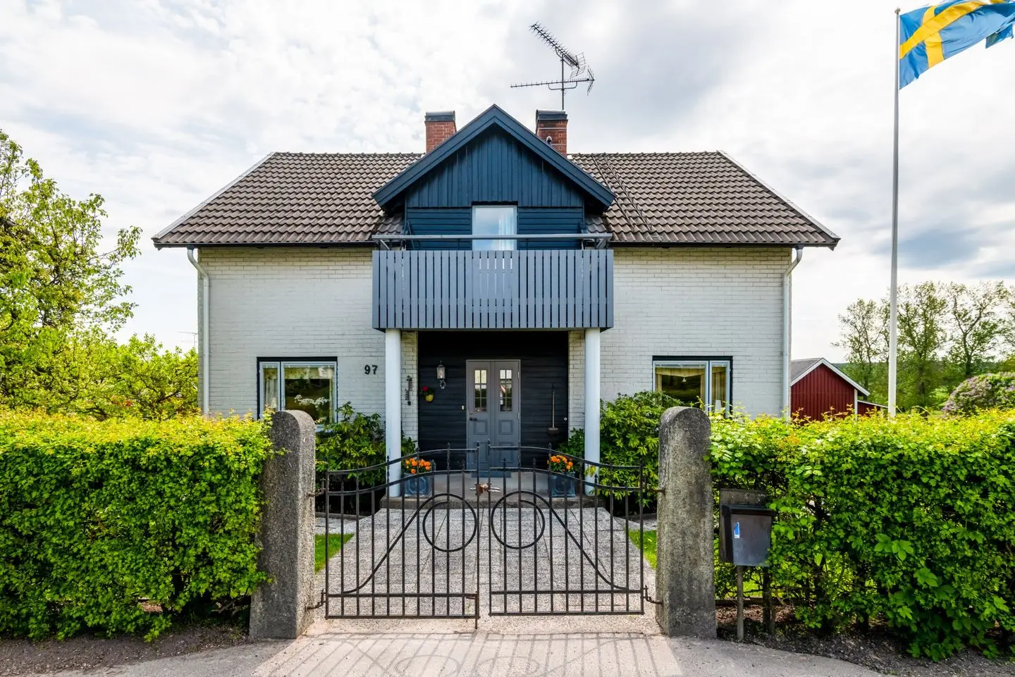 Villa, Västra Storgatan 97, Hallsberg. Bild 1 av 54