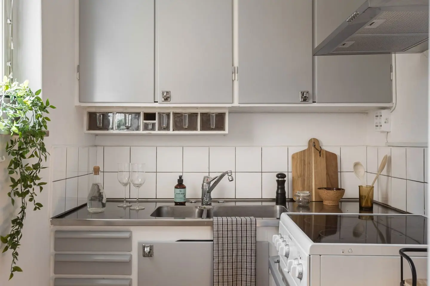 Lägenhet, Doktor Widerströms gata 36, Stockholm. Bild 1 av 28