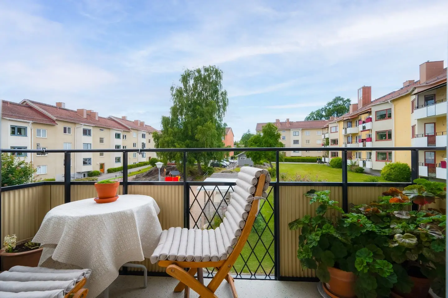 Lägenhet, Rosenkällavägen 32B, Nyköping. Bild 1 av 31