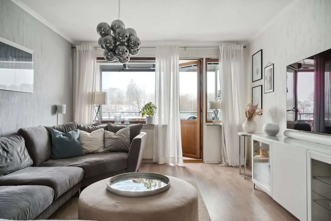 Bild 1 av 19 på Gladiolusgatan 5E