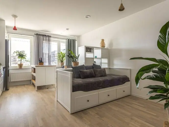 Bild 1 av 16 på Cementgatan 3