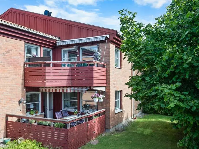Lägenhet, Skäcklingevägen 51 BV. Bild 1 av 18