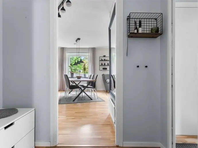 Bild 1 av 20 på Tullingebergsvägen 2D
