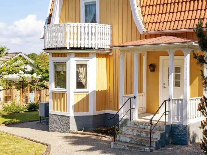 Bild 1 av 20 på Kummelvägen 17
