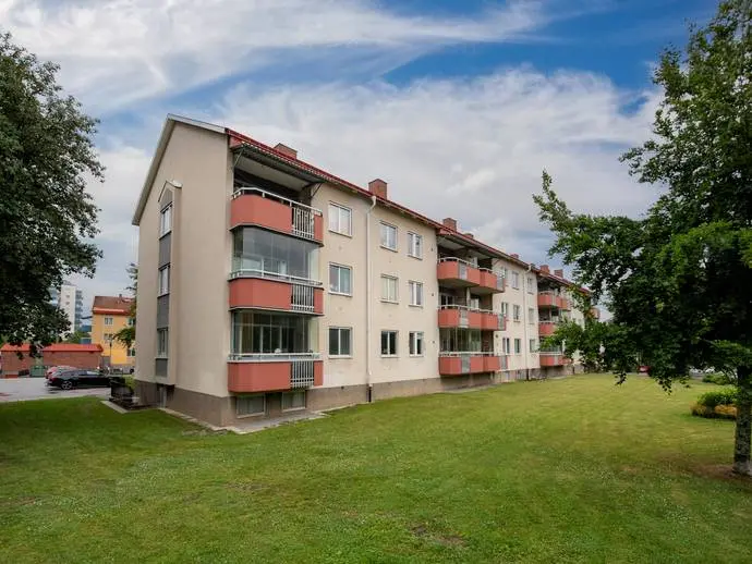 Bild 1 av 20 på Blomstergatan 33