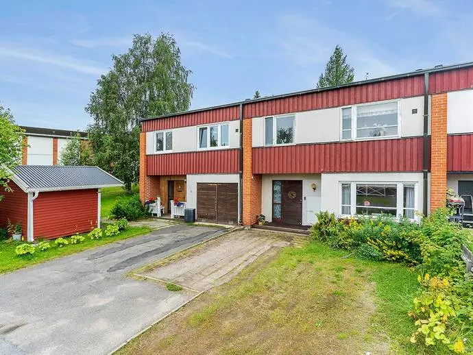 Semi-detached/terraced, Gästgivarevägen 1B, Övertorneå. Photo 1 of 20