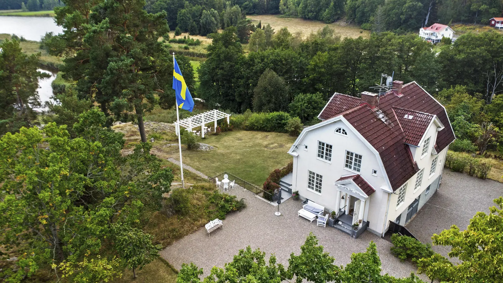 Bild 1 av 20 på Östnoravägen 18