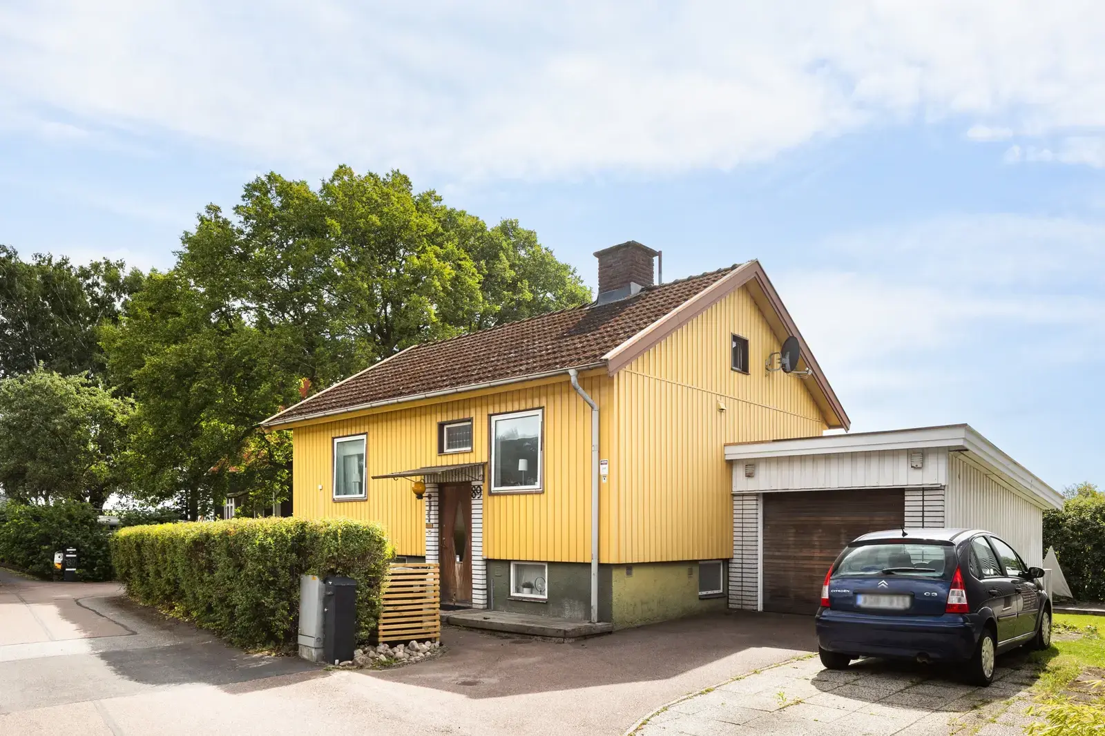 House, Fjällbogatan 89. Photo 1 of 12