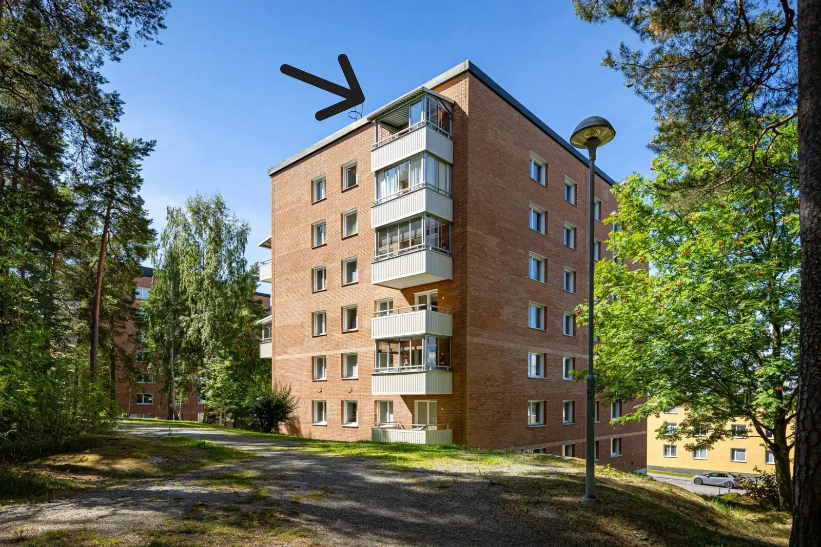 Image 1 of 17 of Parkgatan 22