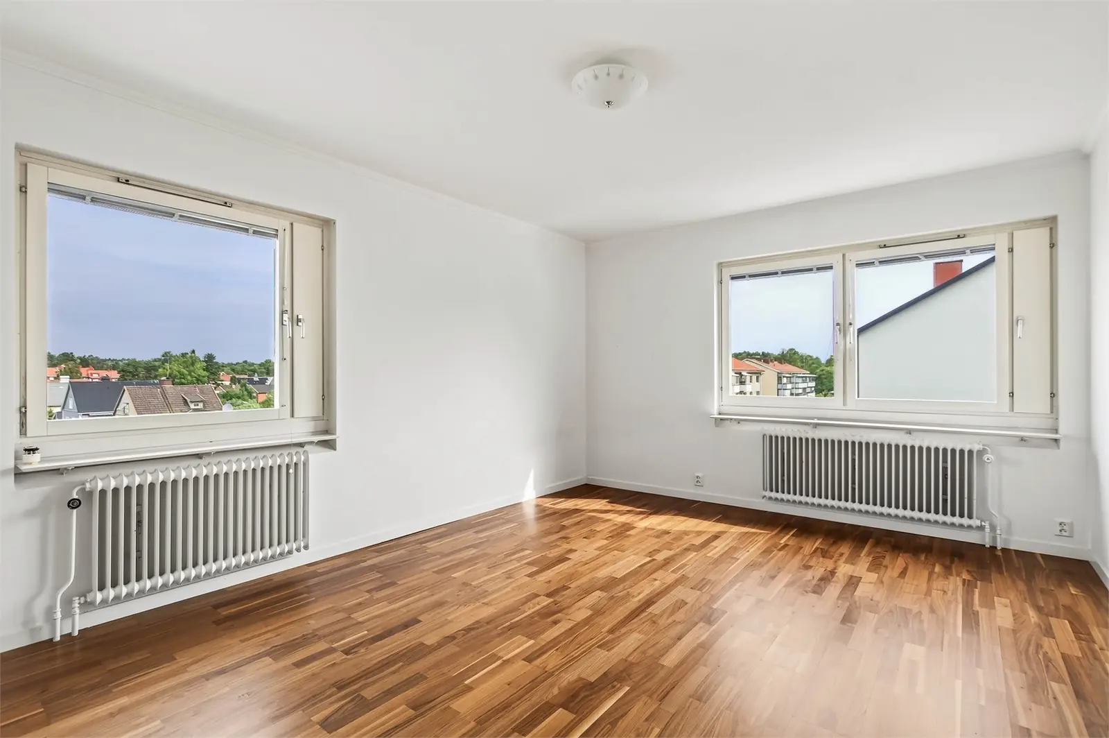 Apartment, Regeringsvägen 11. Photo 1 of 12