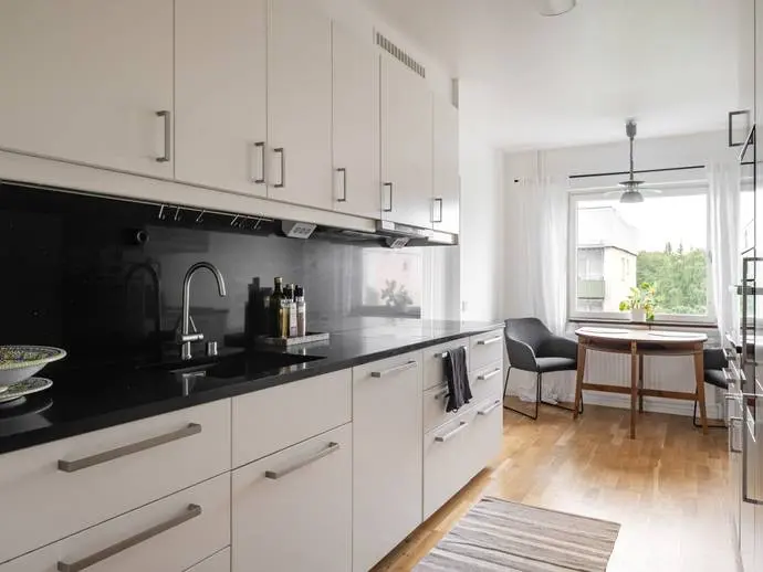 Lägenhet, Sågstuvägen 9. Bild 1 av 20
