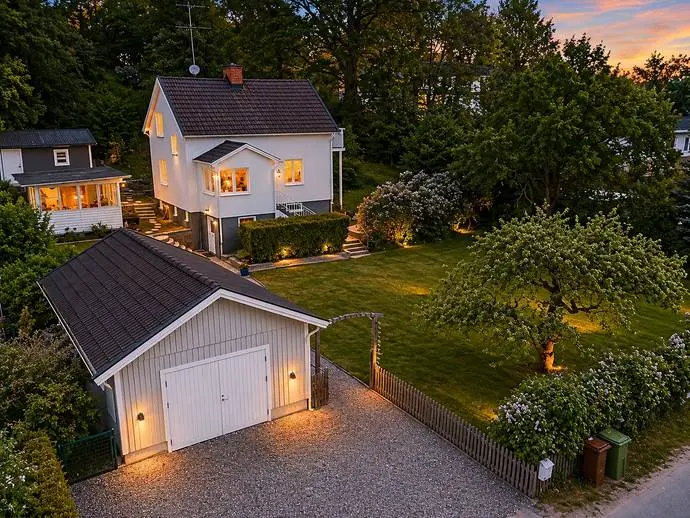 House, Hagvägen 64, Huddinge. Photo 1 of 20