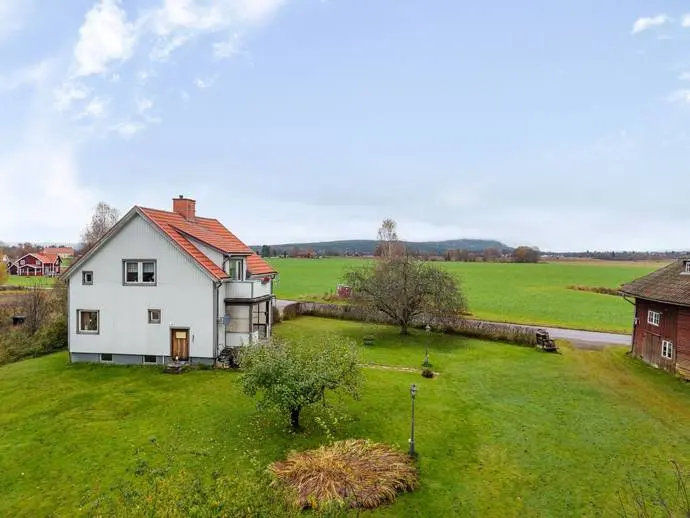 Villa, Bomsarvet 316, Gagnef. Bild 1 av 20