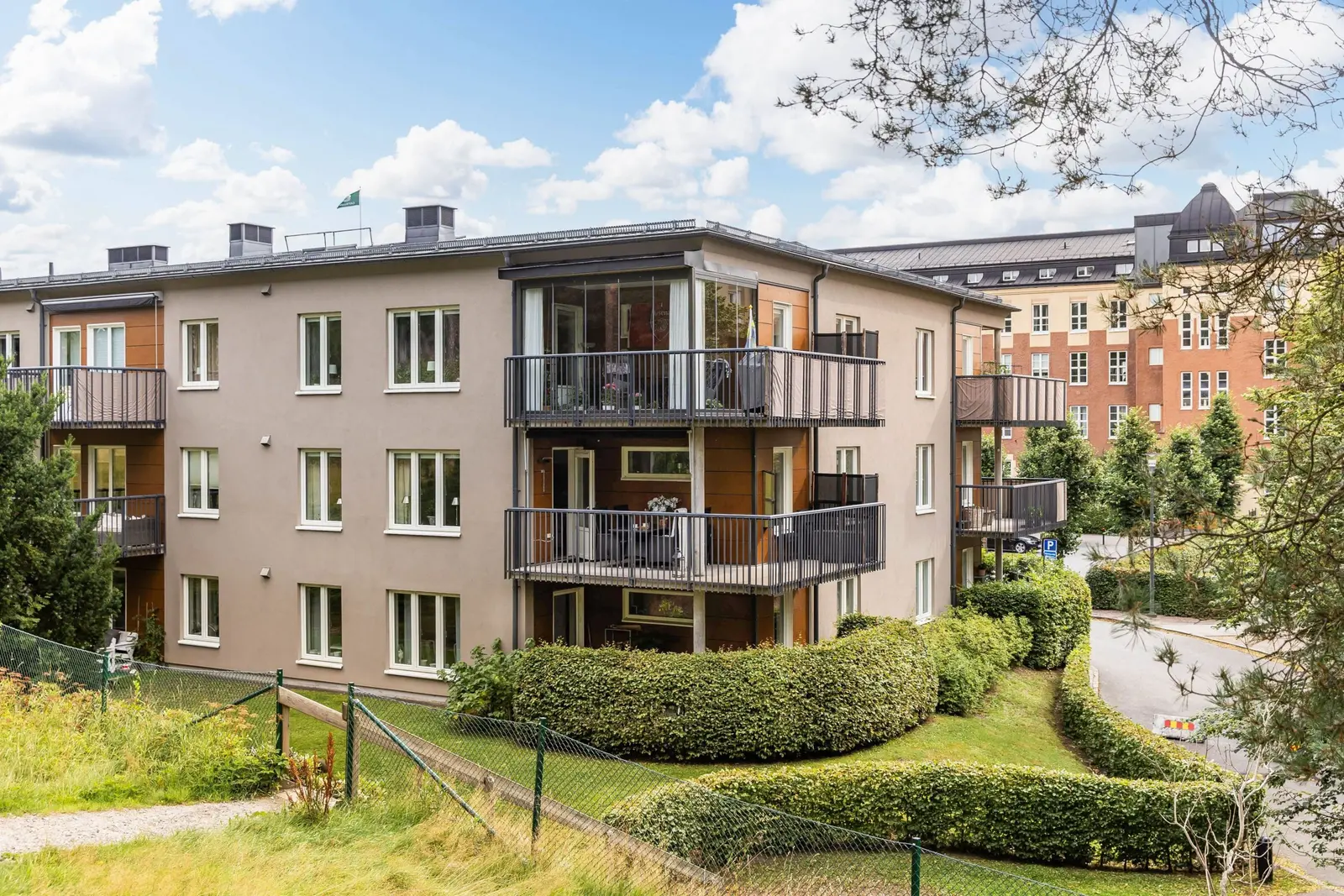Bild 1 av 20 på Lagercrantz Plats 10a