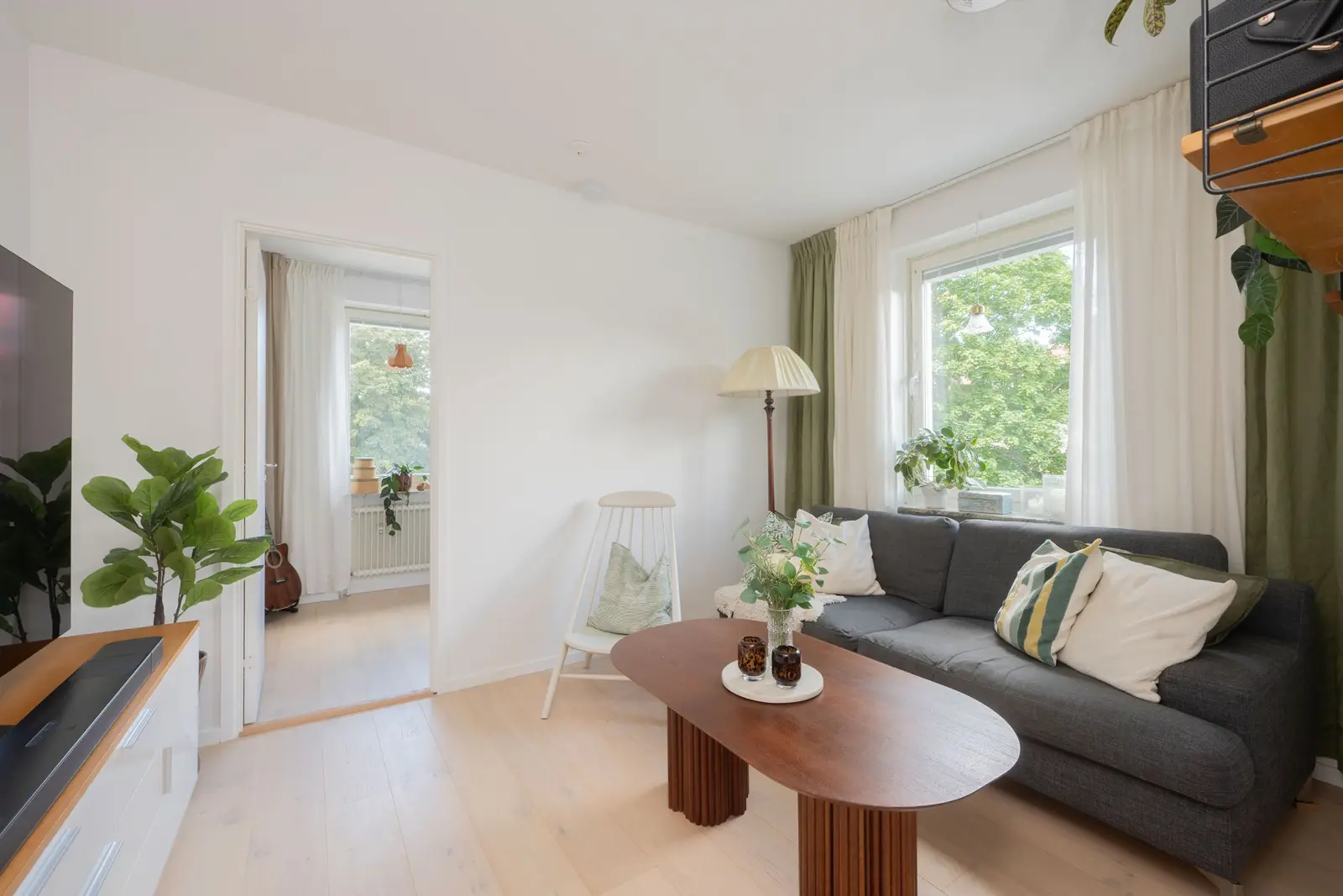 Lägenhet, Arrendatorsvägen 6a, Huddinge. Bild 1 av 32