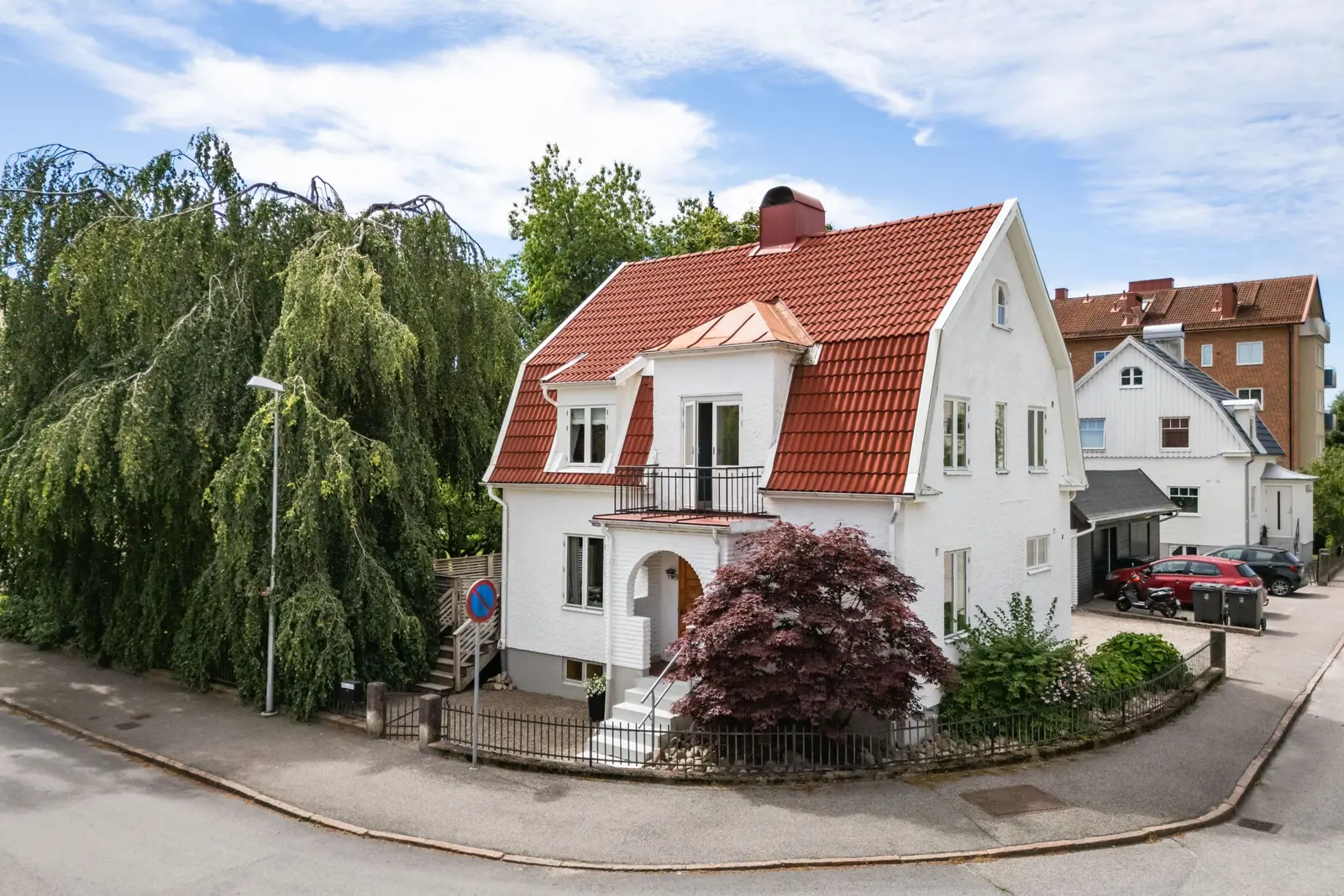 Bild 1 av 20 på Karlsbergsgatan 19