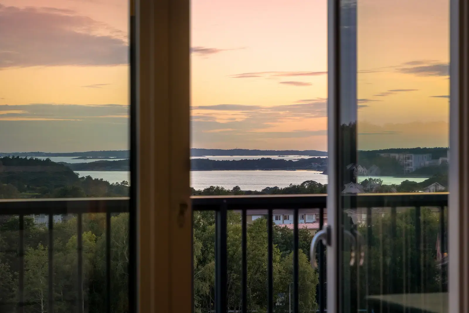 Apartment, Skalldalsbacken 1. Photo 1 of 20