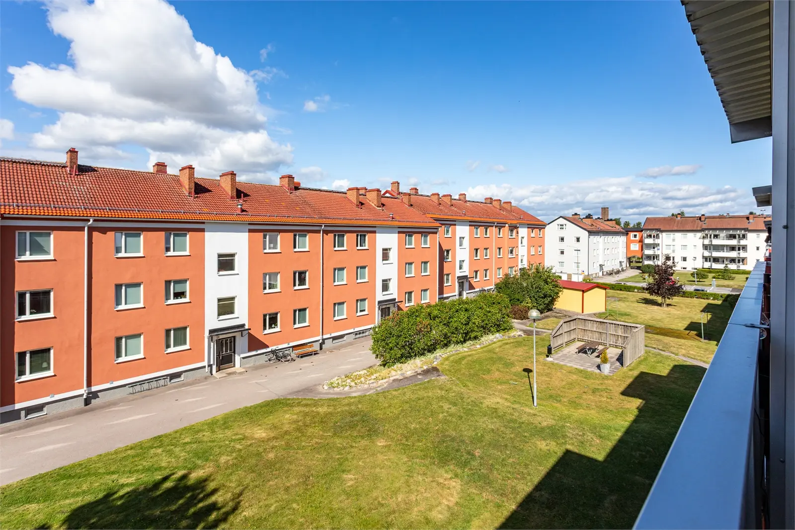 Image 1 of 19 of Nyckelbergsvägen 61a