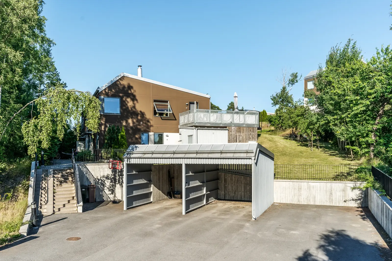 House, Blomsterkungsvägen 237, Stockholm. Photo 1 of 25