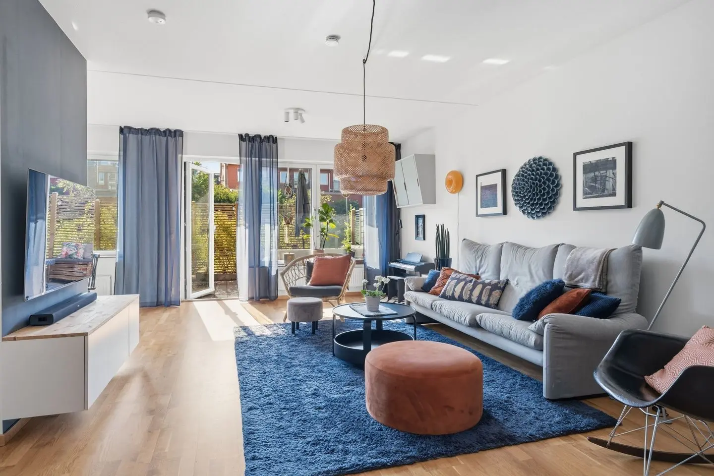 Apartment, Vinthundsgatan, Sundbyberg. Photo 1 of 40