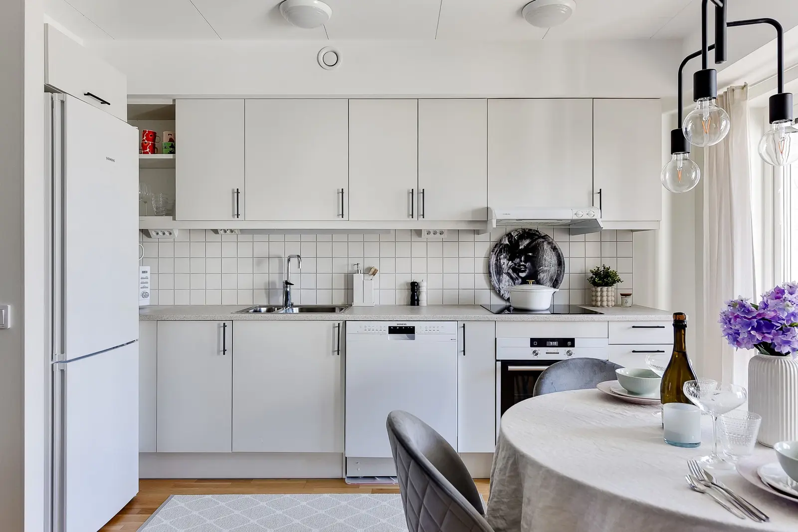 Bild 1 av 20 på Kavaljersvägen 14B
