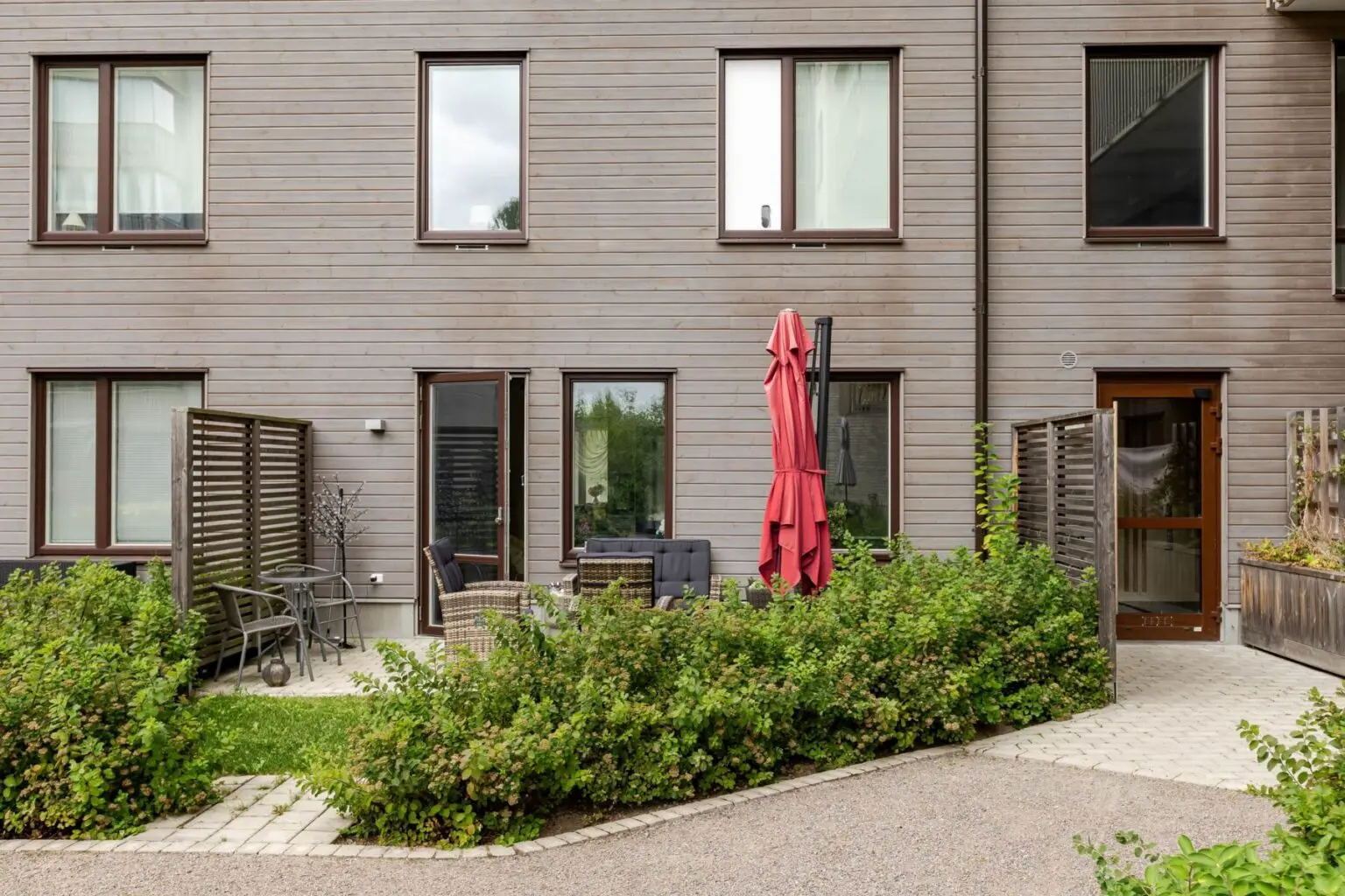 Bild 1 av 20 på Honnörsgatan 10