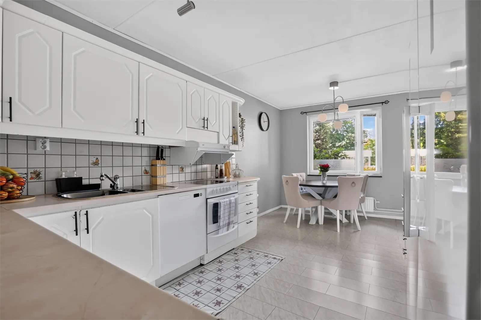Lägenhet, Bangatan 26, Södertälje. Bild 1 av 15