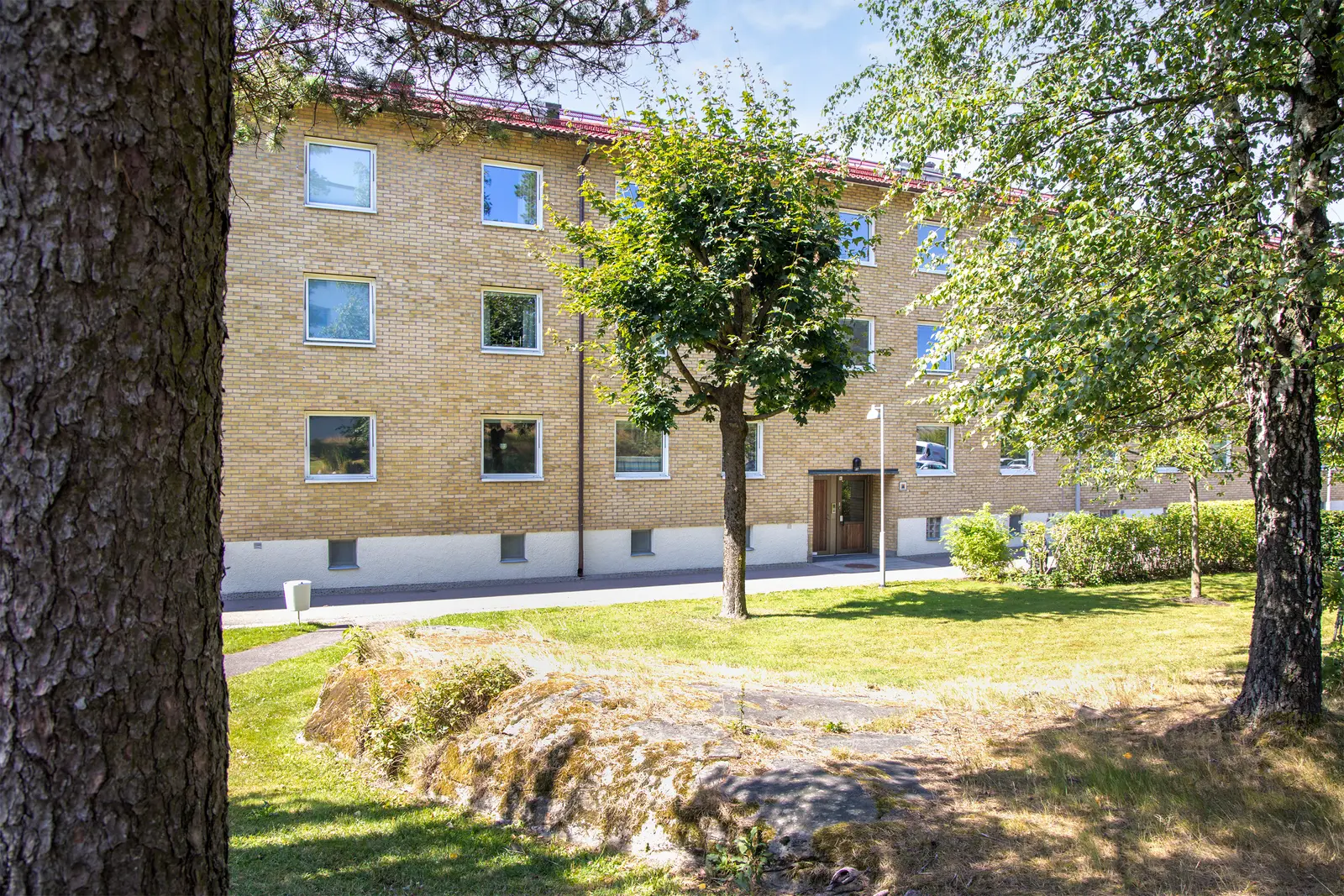 Image 1 of 20 of Fastlagsgatan 27