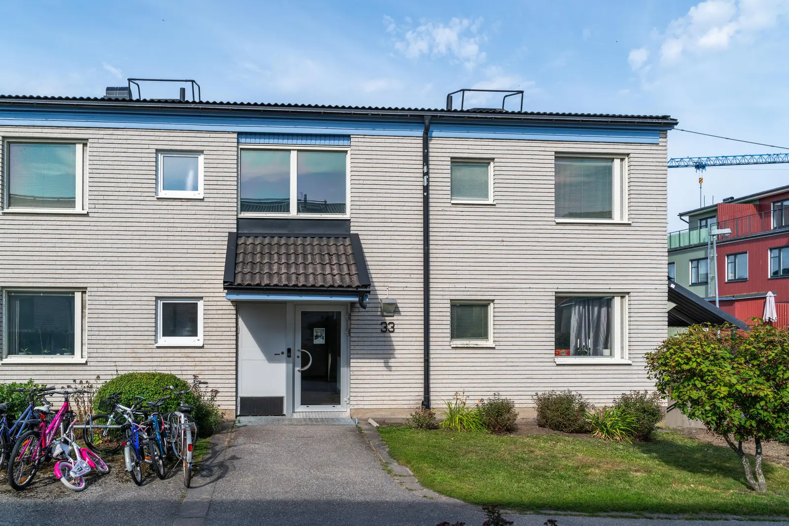 Apartment, Kavallerigatan 33, Upplands Väsby. Photo 1 of 14