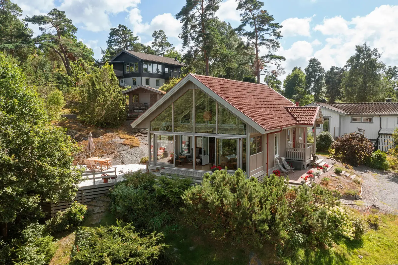 Bild 1 av 20 på Hästhagevägen 7