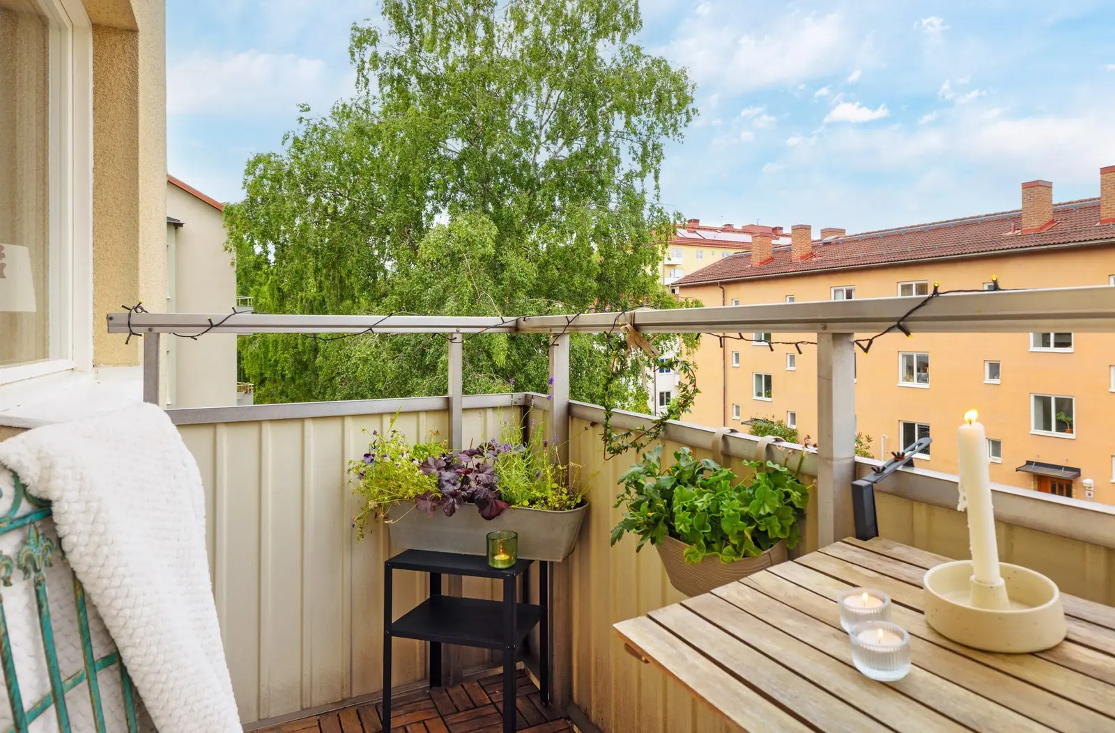 Apartment, Bordsvägen 37, Stockholm. Photo 1 of 33