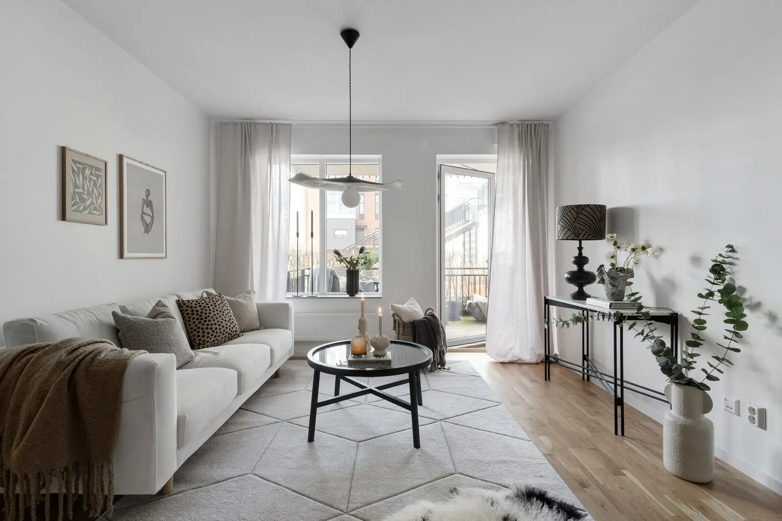 Lägenhet, Nohabgatan 39A, Trollhättan. Bild 1 av 40