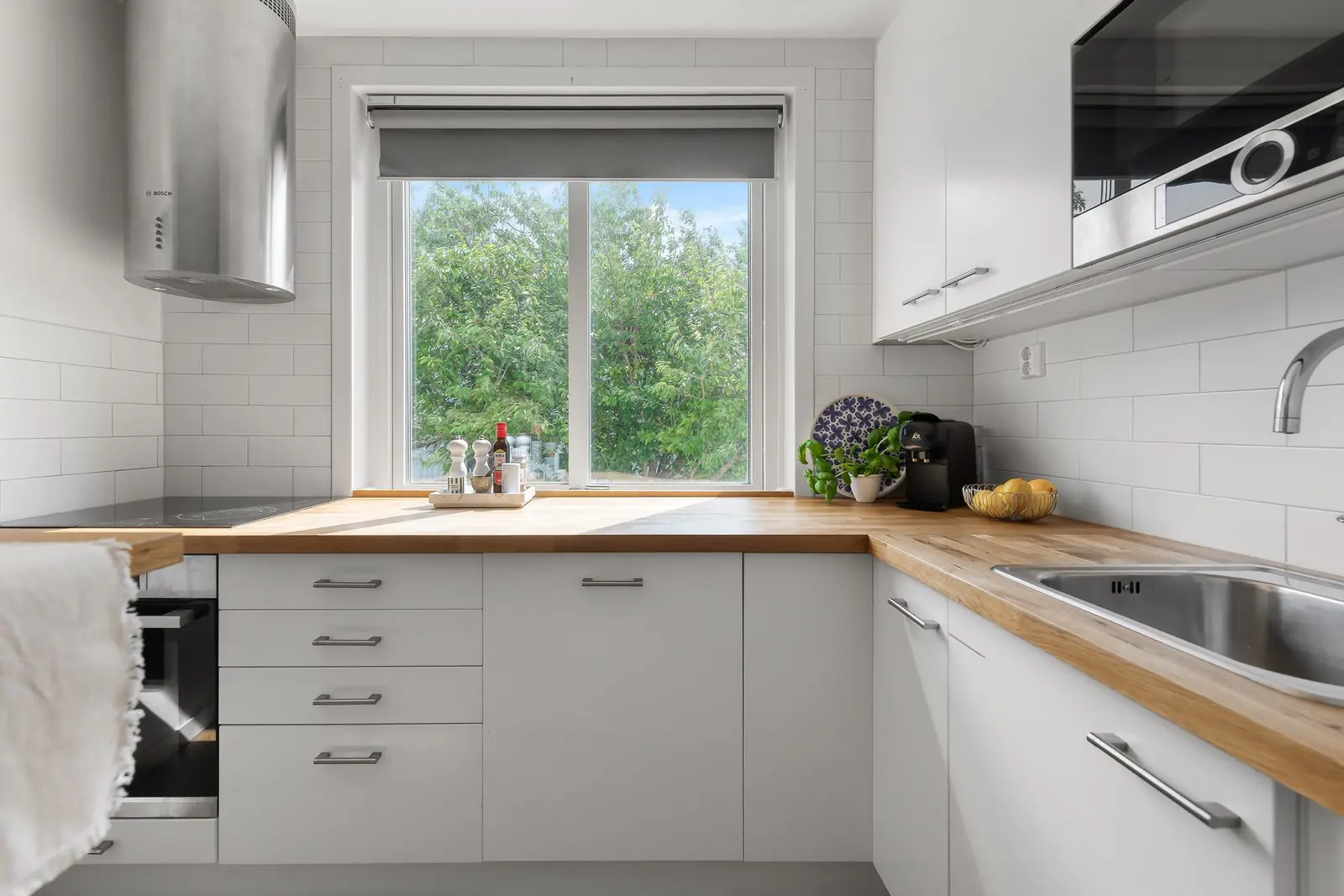 Apartment, Solbergsvägen 45, Stockholm. Photo 1 of 38