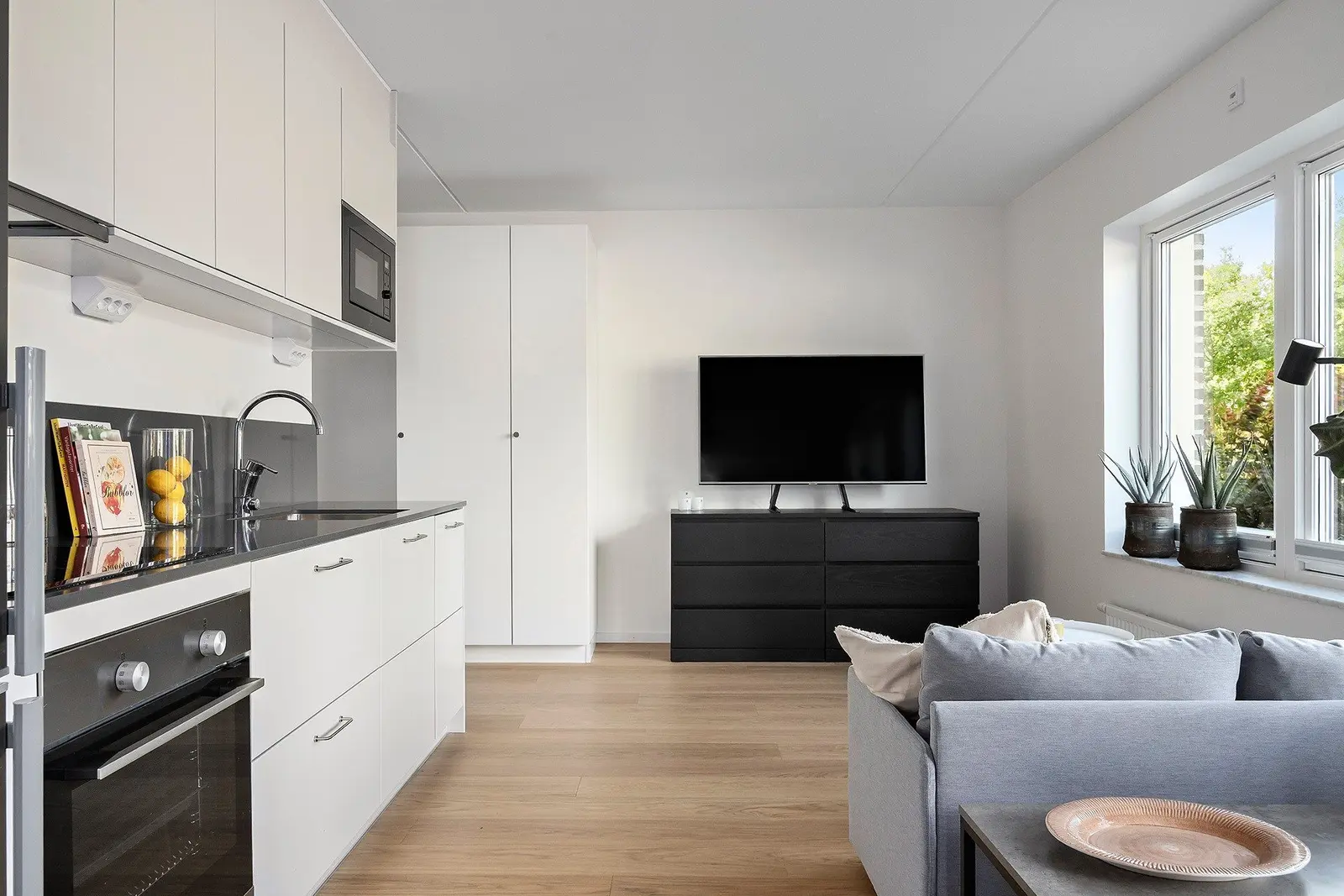Bild 1 av 17 på Stockenbergsgatan 11