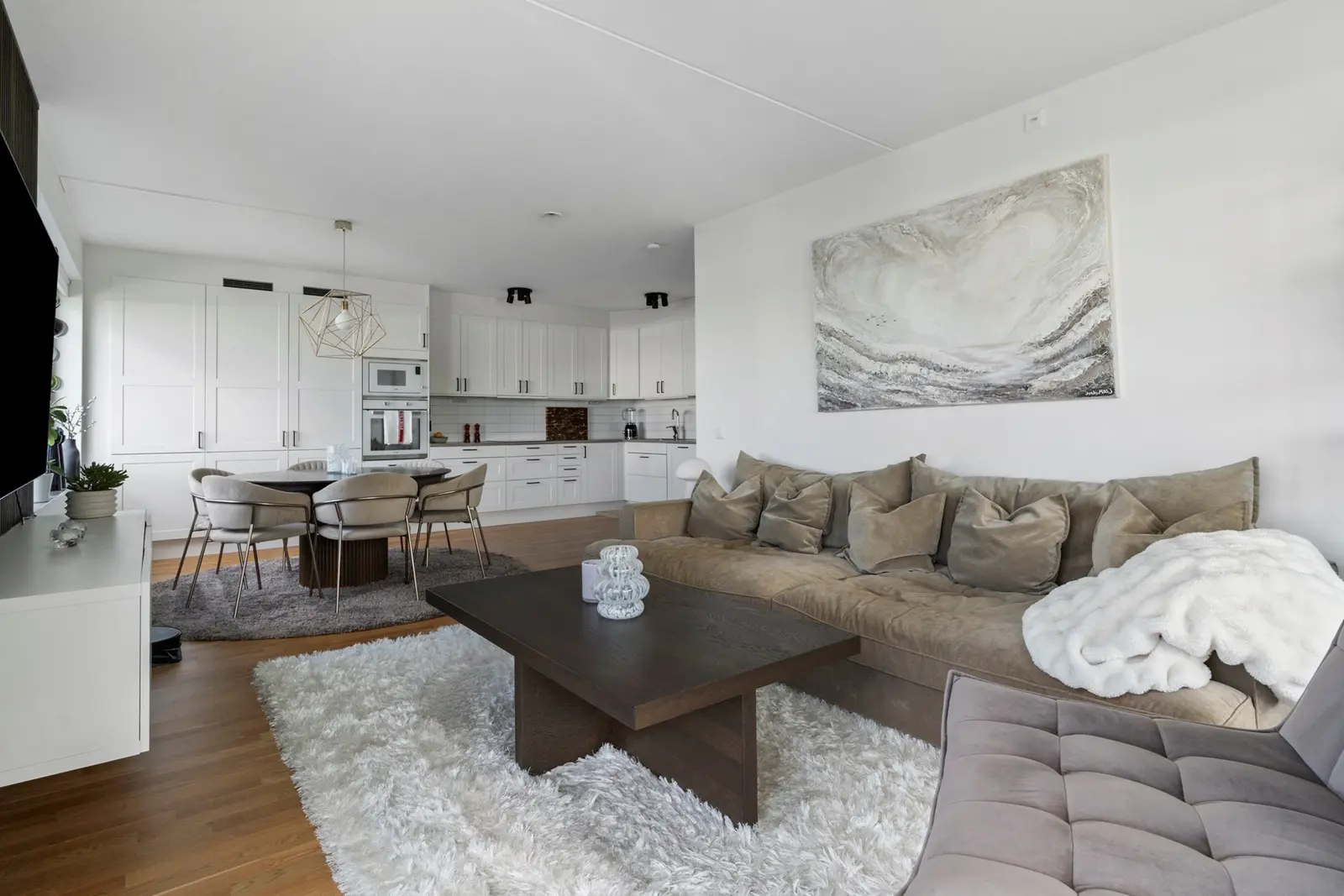 Apartment, Korsebergsvägen 10, Vänersborg. Photo 1 of 20
