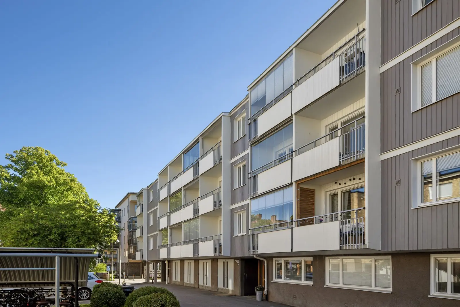 Bild 1 av 12 på Esplanaden 7B