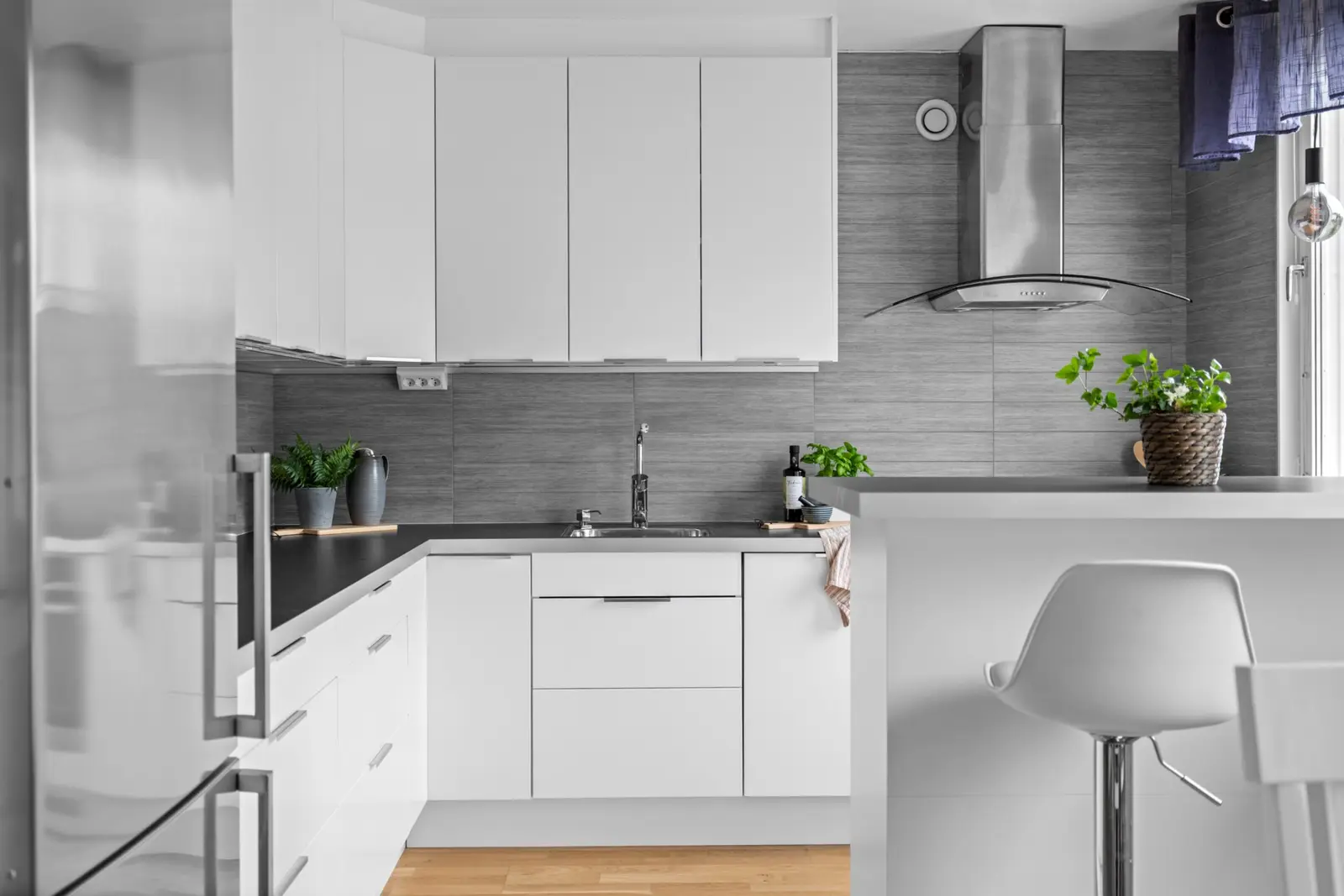 Lägenhet, Myggdalsvägen 70, Tyresö. Bild 1 av 20