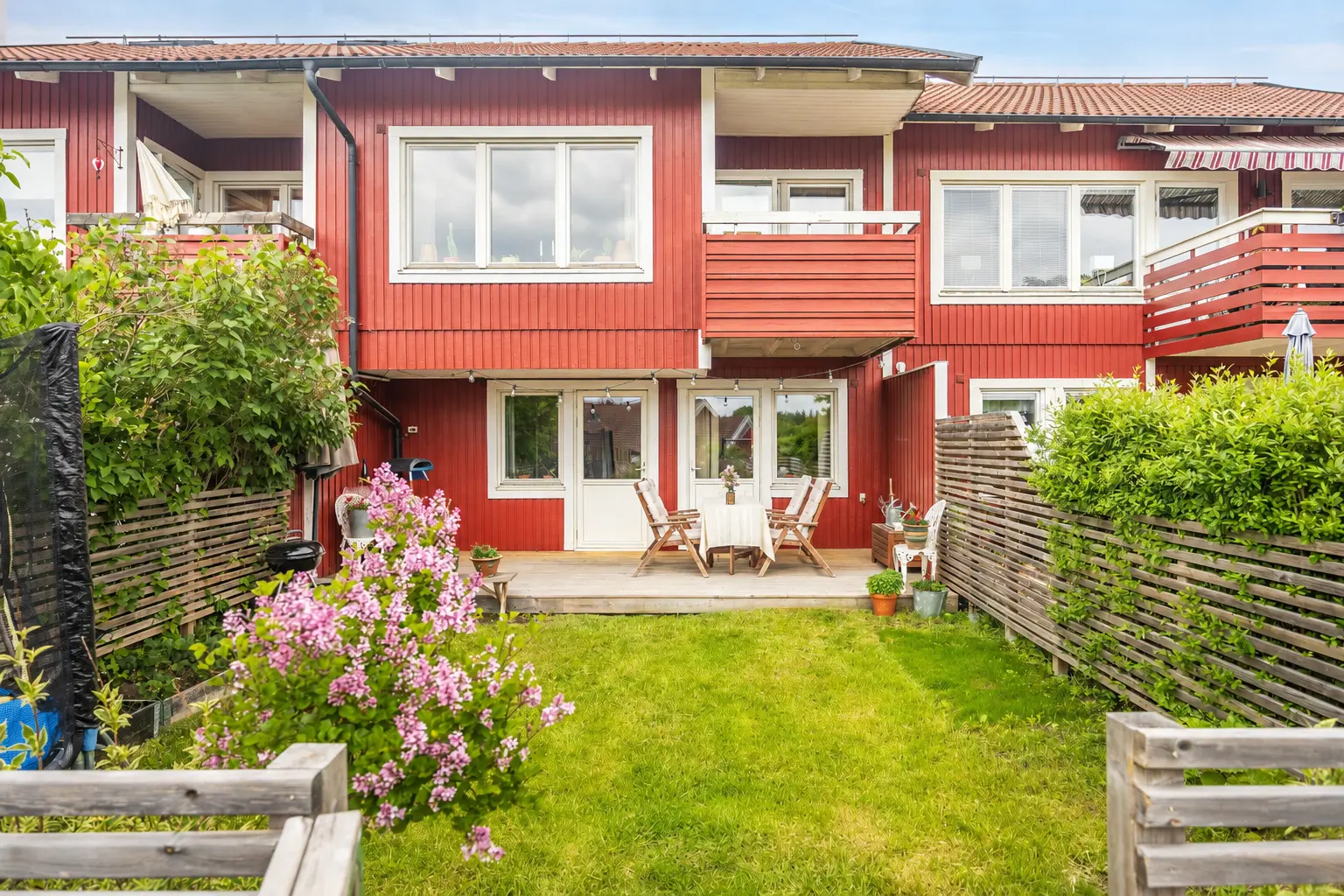Par-/radhus, Odlingsvägen 50, Vallentuna. Bild 1 av 40