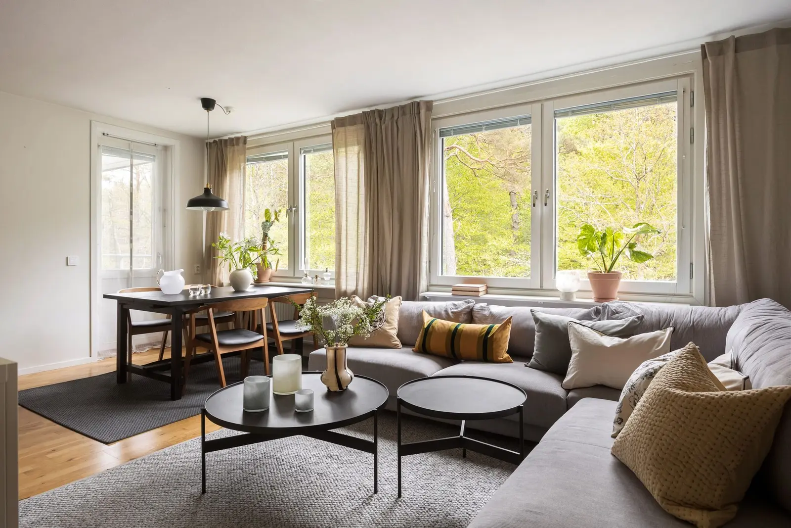 Bild 1 av 20 på Tvetgatan 233