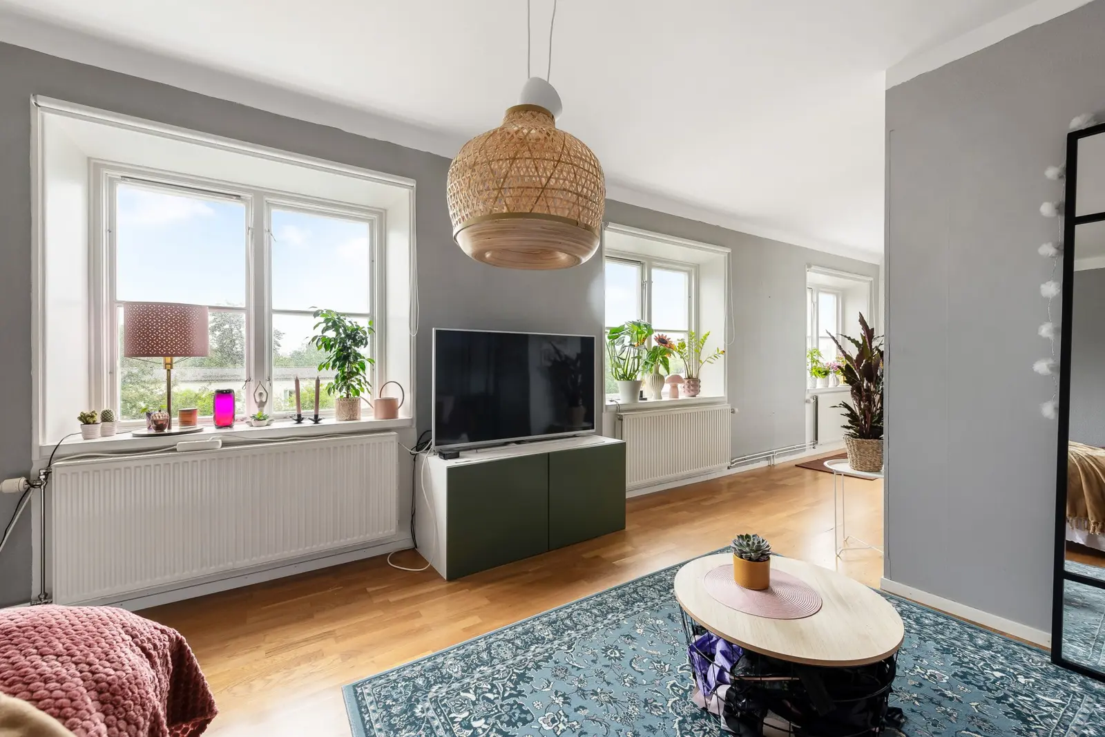 Lägenhet, Agatvägen 28, Stockholm. Bild 1 av 40