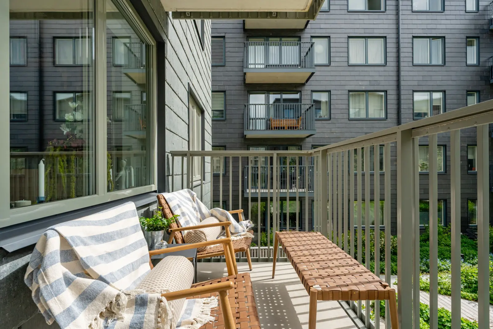 Lägenhet, Norra Parkpromenaden 37, Täby. Bild 1 av 19