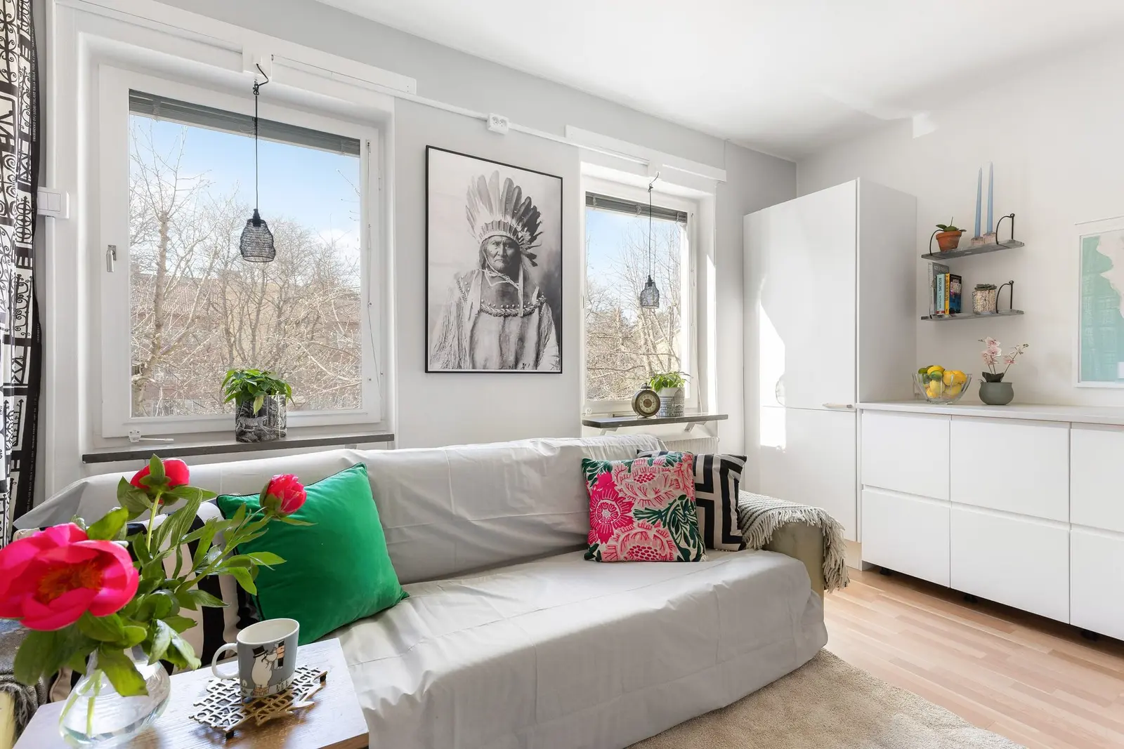 Lägenhet, Bagarfruvägen 3, Stockholm. Bild 1 av 31